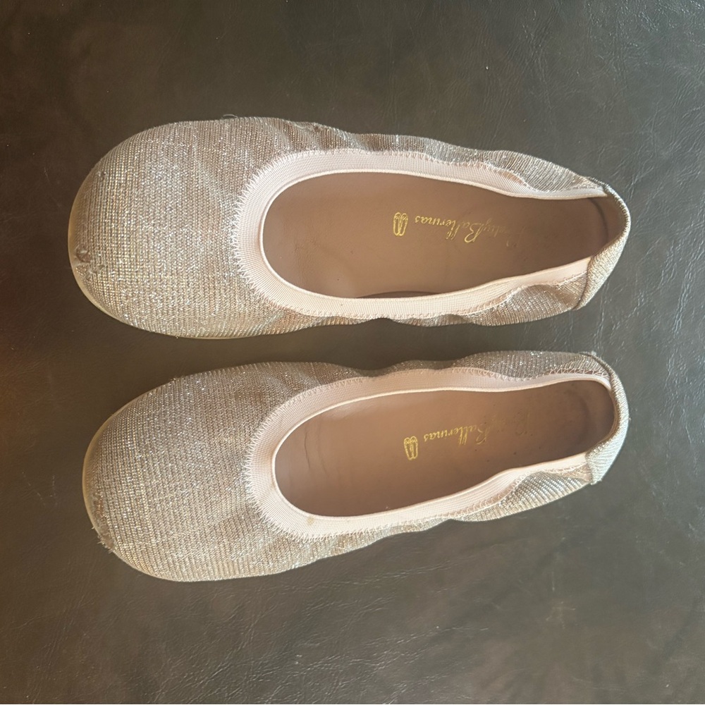 Pretty Ballerina light pink iridescent ballet flats